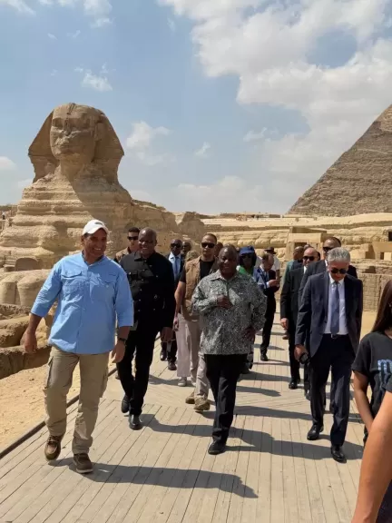 خط أحمر