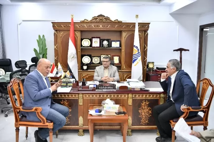 خط أحمر