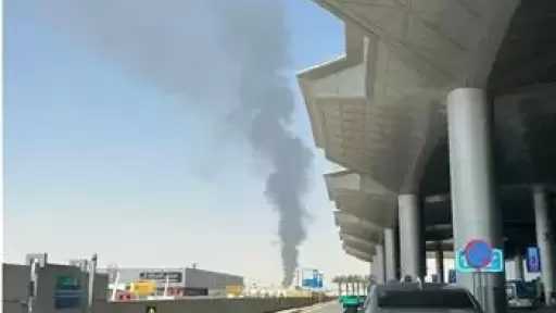 السعودية: مقتل 3 وإصابة 36 في هجومين حوثيين استهدفا مطاري أبها والملك خالد