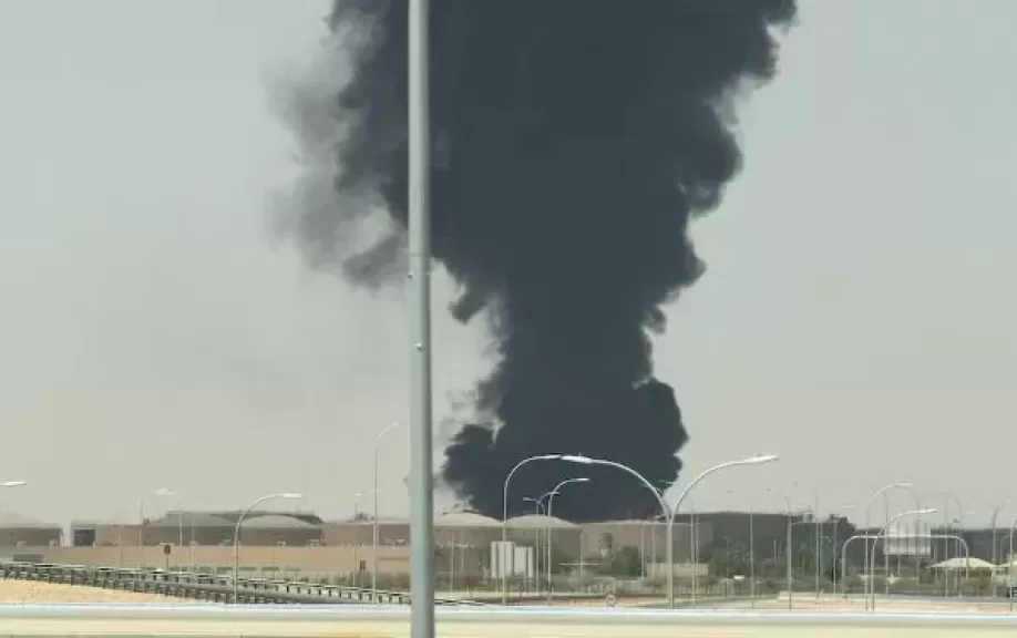 خط أحمر