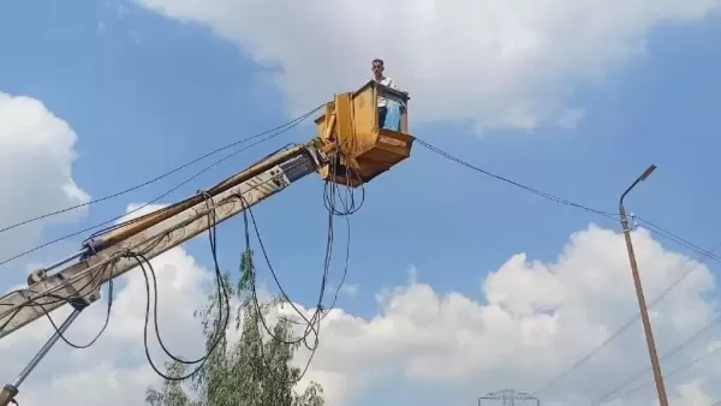 خط أحمر