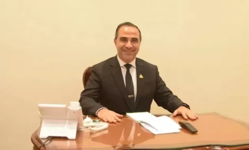 خط أحمر