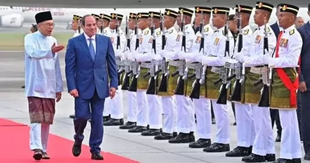 خط أحمر
