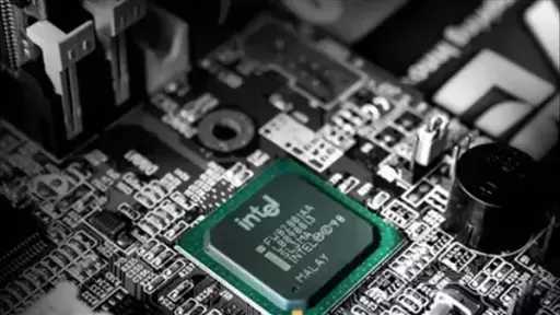 إنتل تستعد لإطلاق معالجات جديدة تدعم ذاكرة DDR4 الأرخص