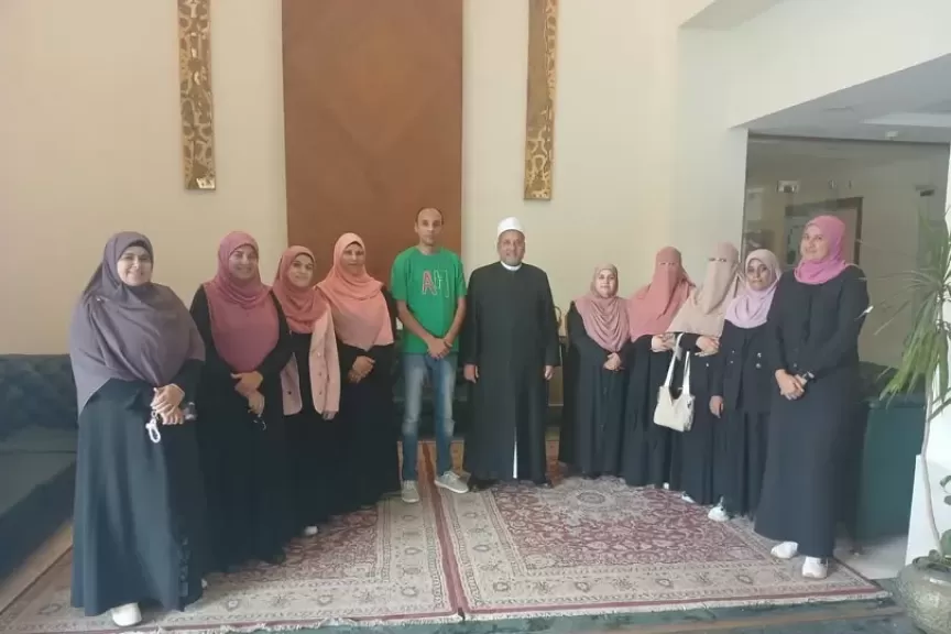 خط أحمر