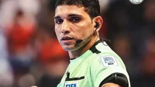 أحمد جمال ضمن طاقم تحكيم افتتاح أمم أفريقيا لكرة الصالات بين المغرب والجزائر