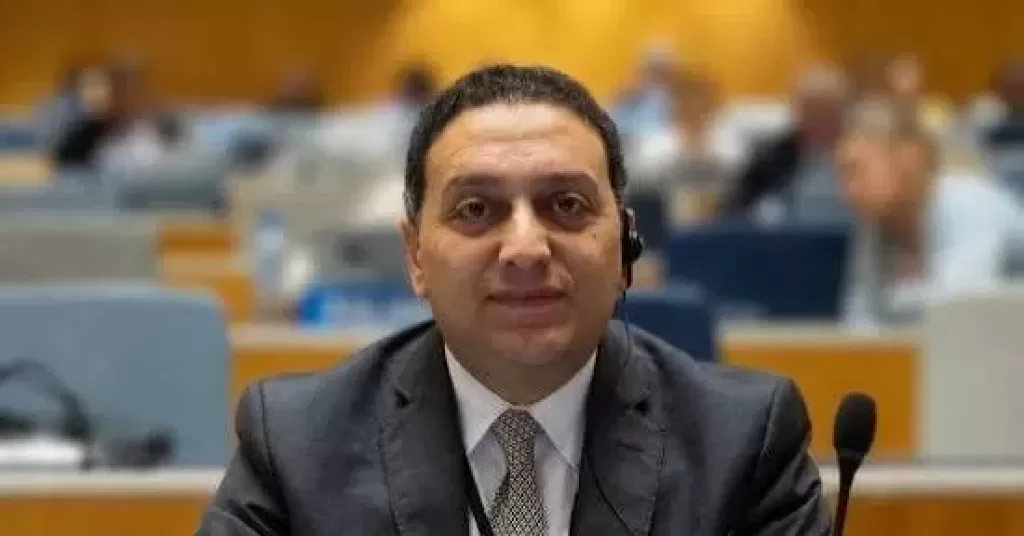خط أحمر