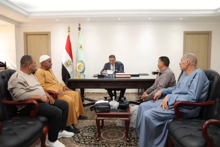خط أحمر