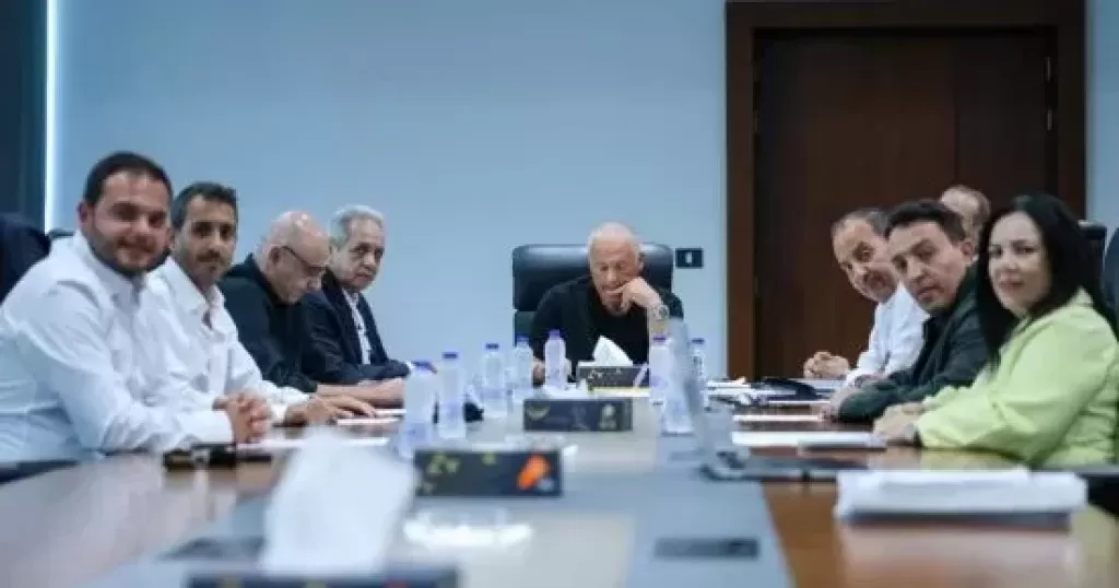خط أحمر