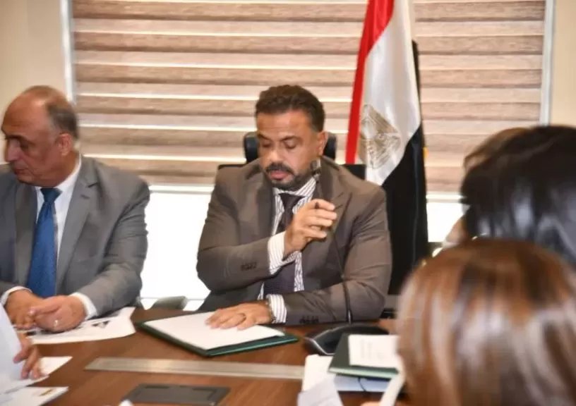 خط أحمر