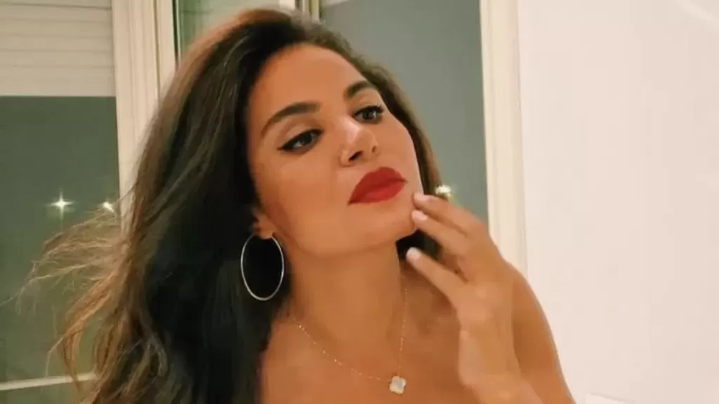خط أحمر
