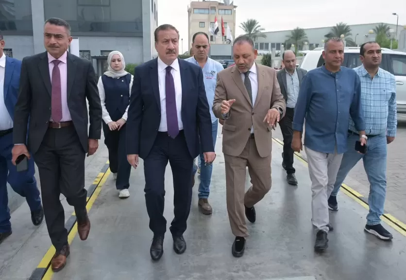 خط أحمر