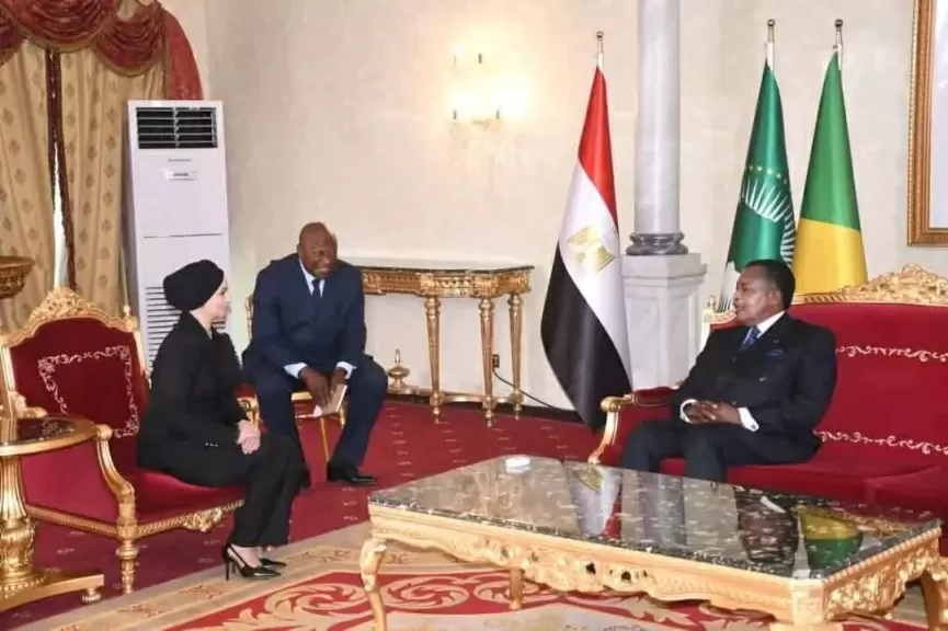 خط أحمر