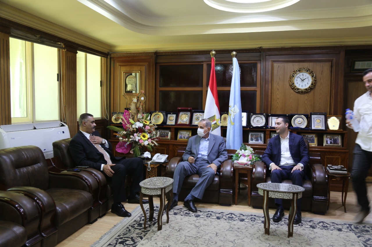 fe5df232cafa.jpg