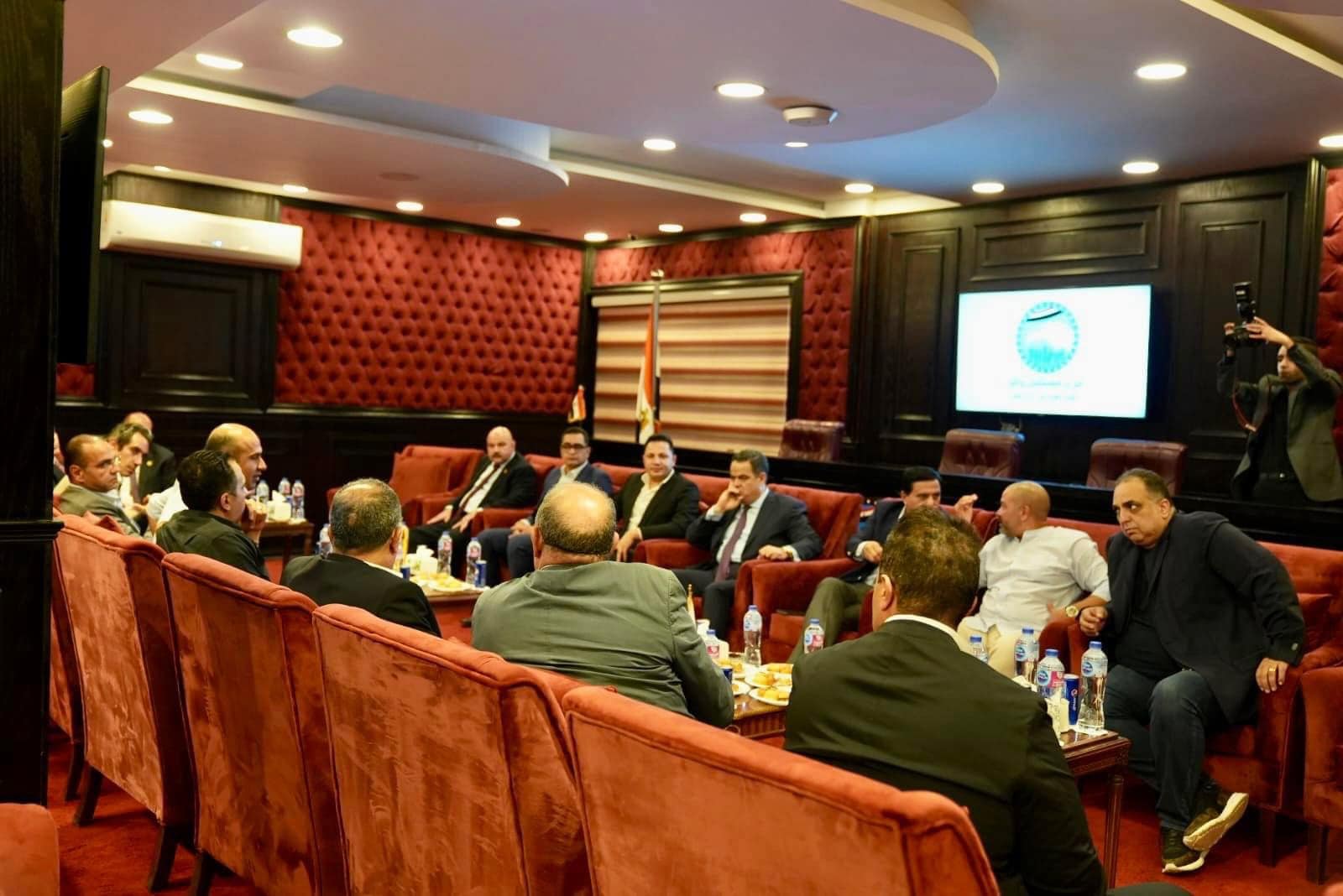 64cec3d40124.jpg