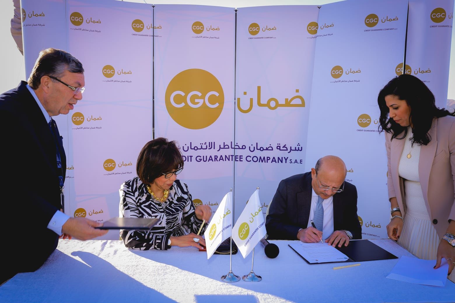 3c04406efe87aeebe0ae1198af4dede1.jpg