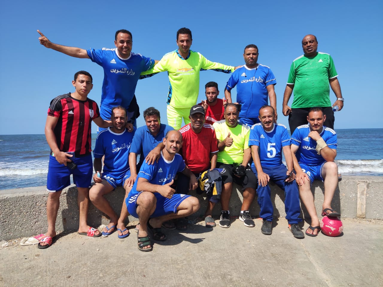 265fefc8dbd02e23053f2fe70b171eac.jpg