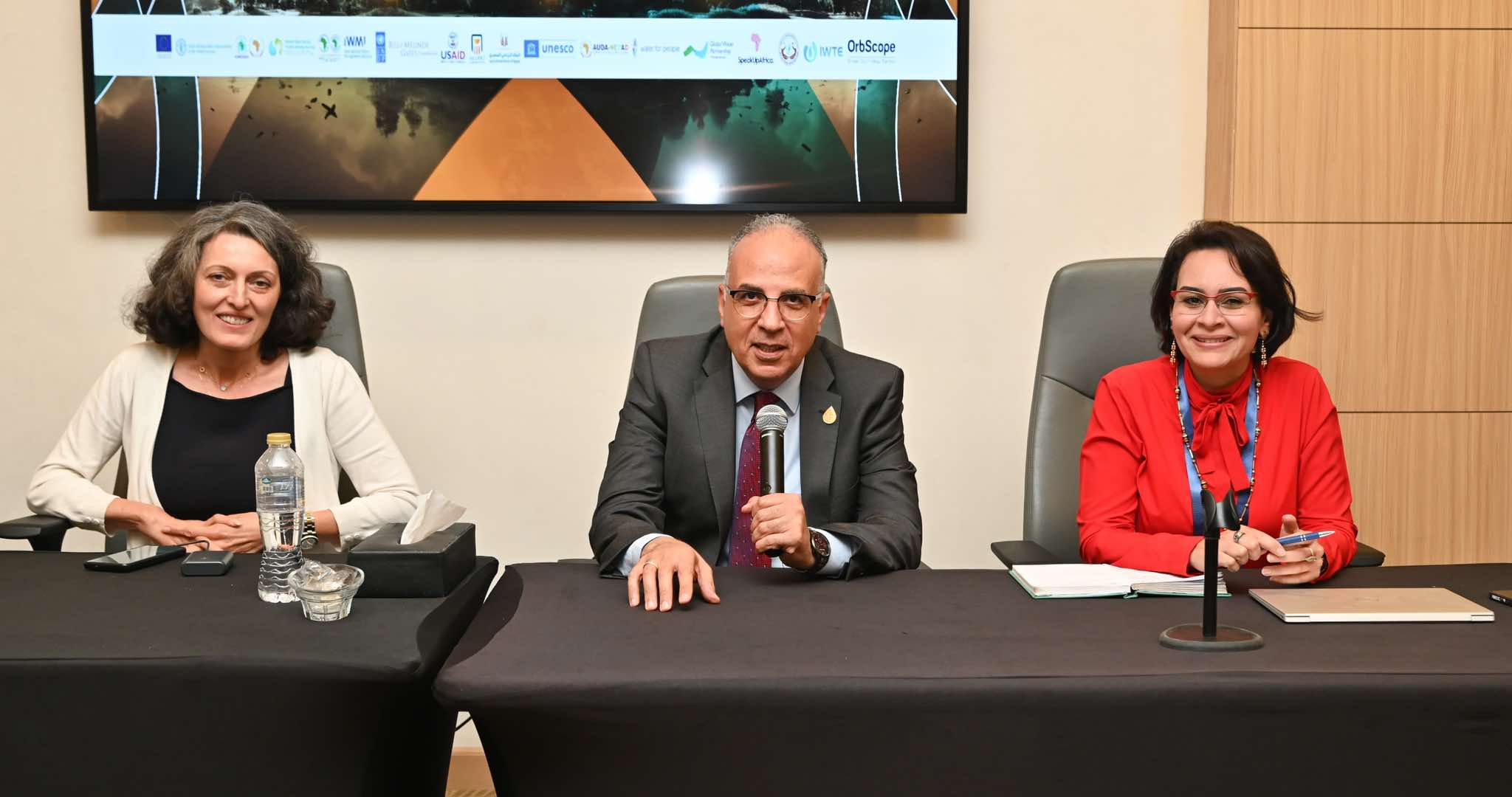 9825c57d94f3.jpg